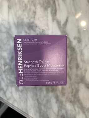 OLE HENRIKSEN STRENGTH TRAINER PEPTIDE BOOST MOISTURIZER